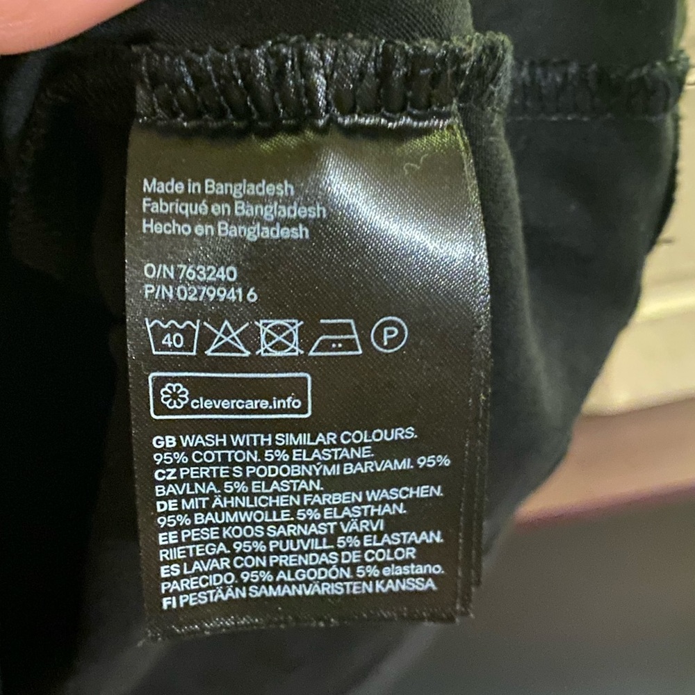 🍀EUC Sz M H&M off the shoulder top - Picture 4 of 5